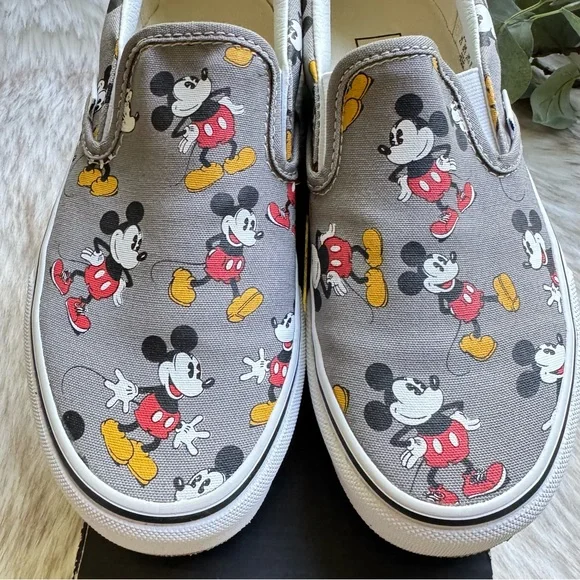 Vans Disney Gray Classic Slip-On Sneakers Mickey Mouse Design Size 6.5 (women) - Picture 3 of 12